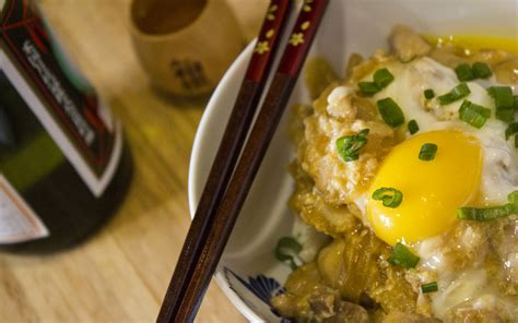 親子丼に合うスープ、そしてその周りの食文化について